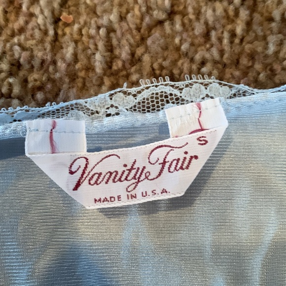 NWOT Vanity Fair PJ set - Picture 4 of 4